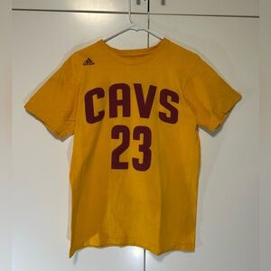 NBA LeBron James #23 Cleveland Cavaliers Adidas The Go-To Tee T-Shirt Youth M